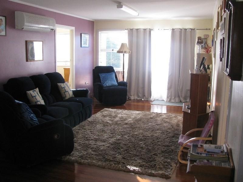 5a Church Street, Crows Nest QLD 4355