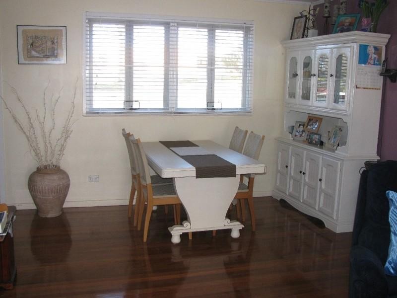 5a Church Street, Crows Nest QLD 4355