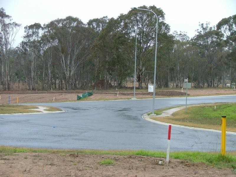 L52-90 HERITAGE PARK Estate, Crows Nest QLD 4355