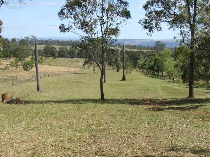 333 Mt Binga Road, Blackbutt QLD 4306