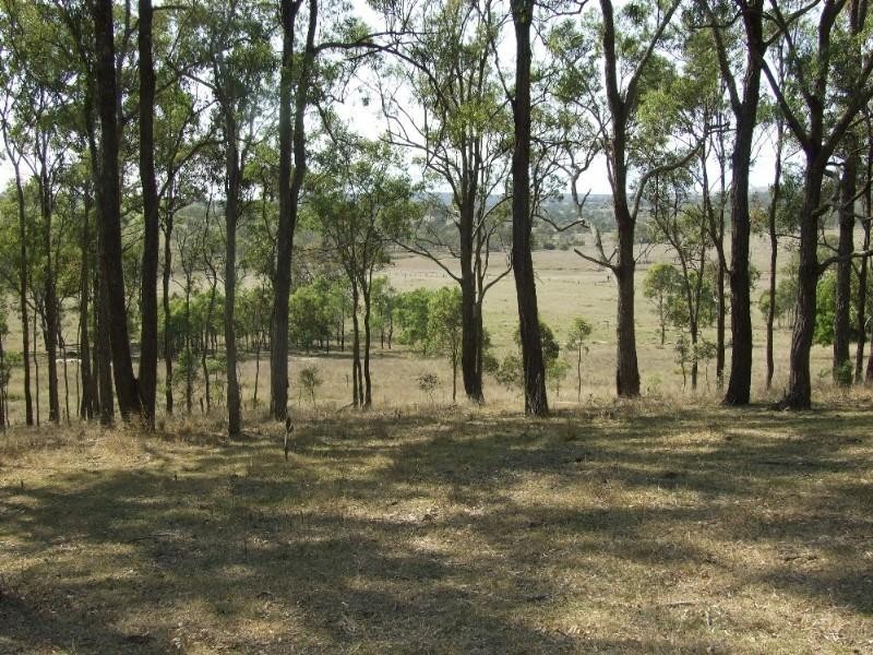 6891 New England Highway, Crows Nest QLD 4355