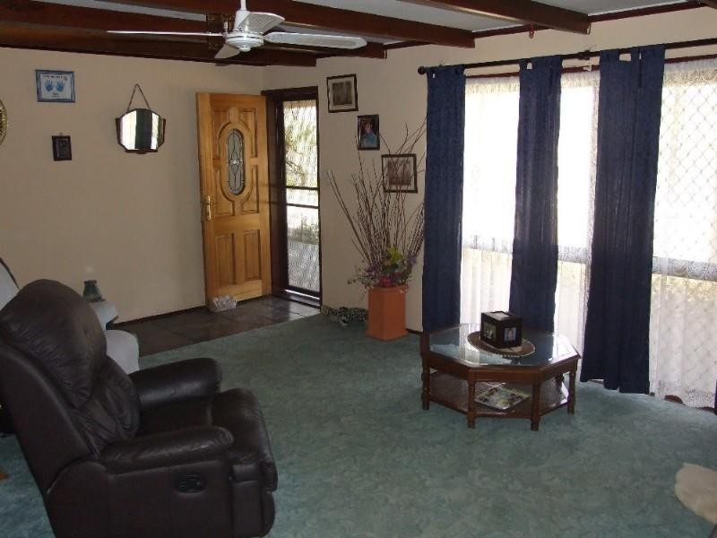 6891 New England Highway, Crows Nest QLD 4355