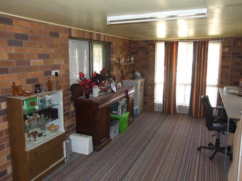 6891 New England Highway, Crows Nest QLD 4355