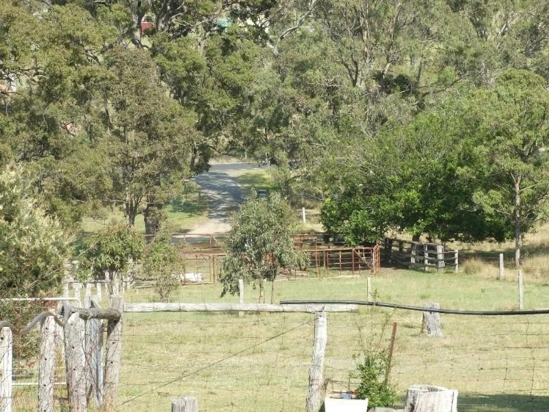 6891 New England Highway, Crows Nest QLD 4355