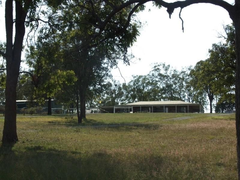 6891 New England Highway, Crows Nest QLD 4355