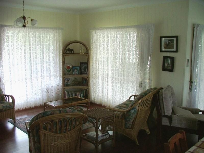 7313 New England Highway, Crows Nest QLD 4355