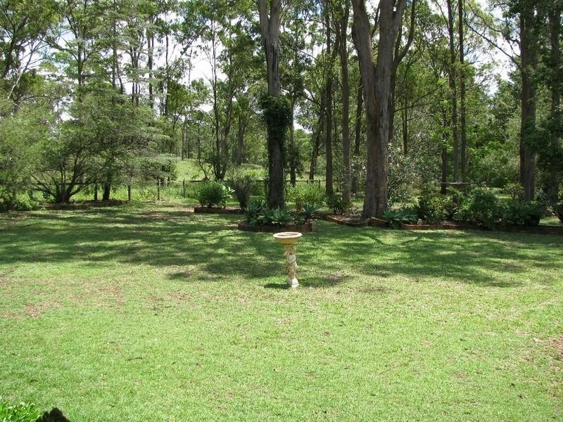 34 Pechey Forestry Road, Crows Nest QLD 4355