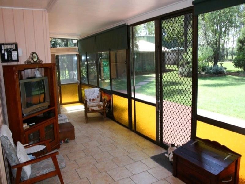 34 Pechey Forestry Road, Crows Nest QLD 4355