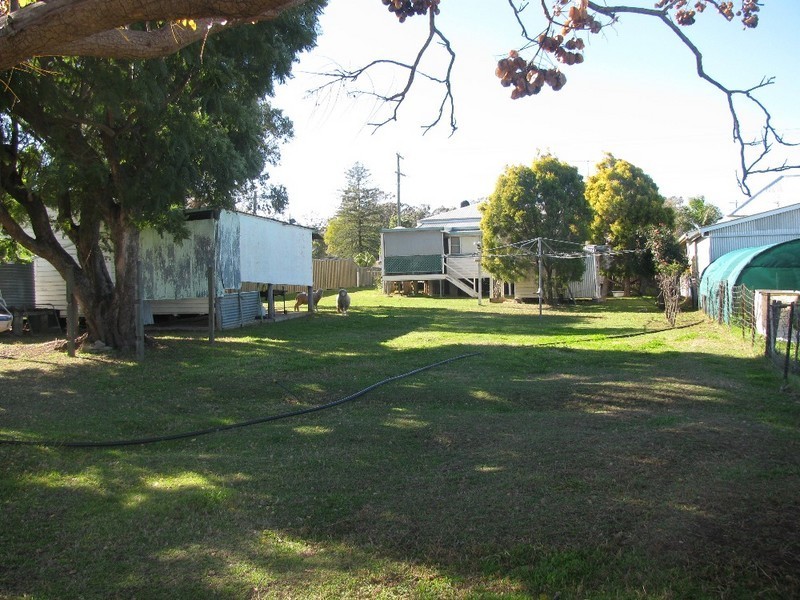 139 Mocatta Street, Goombungee QLD 4354