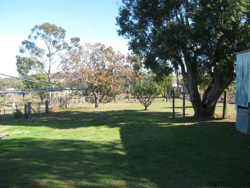 139 Mocatta Street, Goombungee QLD 4354