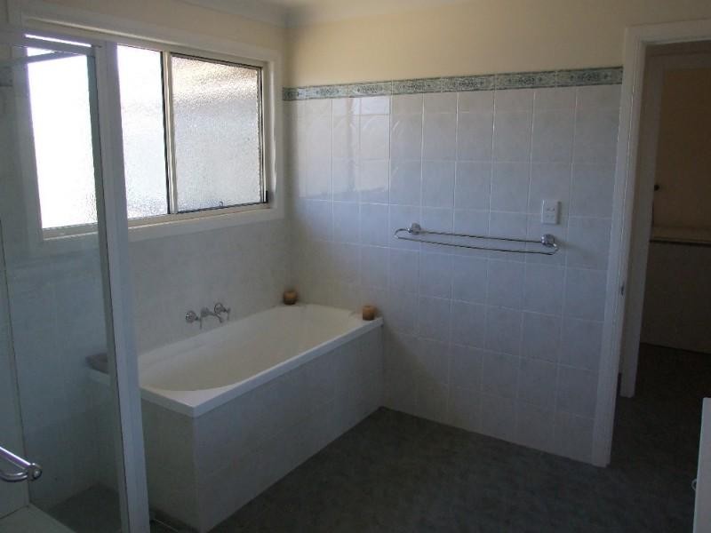 13 Colemans Road, Goombungee QLD 4354