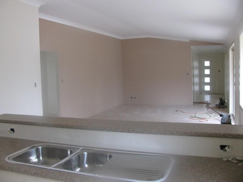 1 Lewis Street, Crows Nest QLD 4355