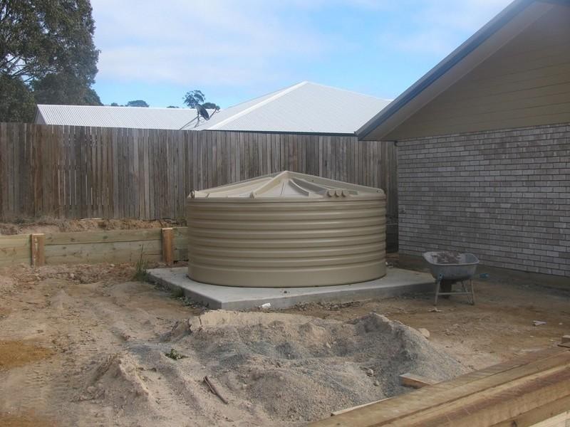 1 Lewis Street, Crows Nest QLD 4355