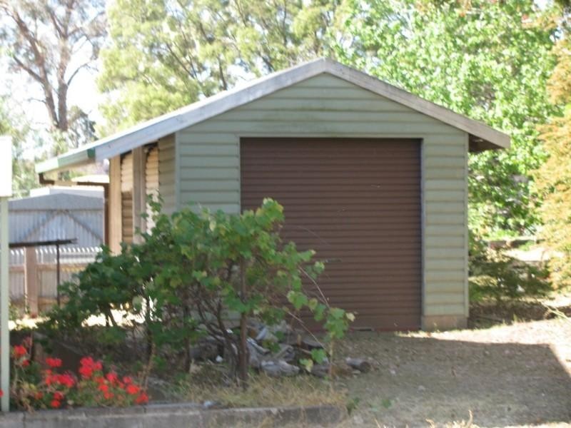 2 Dale Street, Crows Nest QLD 4355