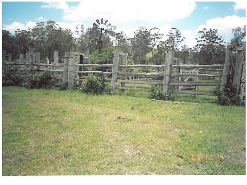 L179 New England Highway, Crows Nest QLD 4355