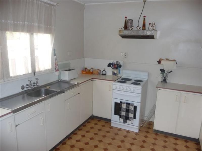 37 Daher Street, Goombungee QLD 4354