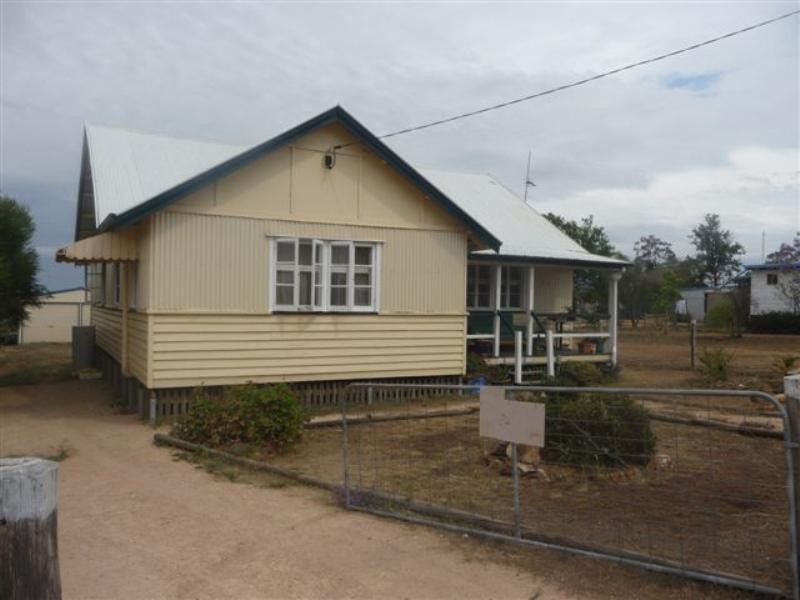 37 Daher Street, Goombungee QLD 4354