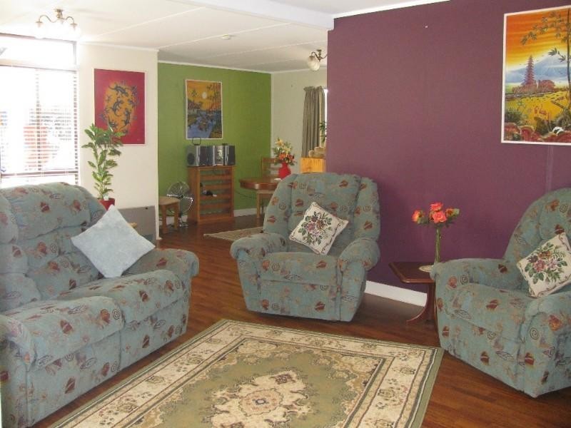 4 Mogg Road, Hampton QLD 4352