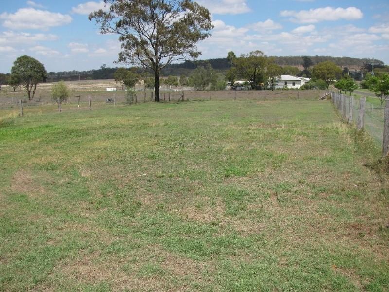 149 Mocatta Street, Goombungee QLD 4354