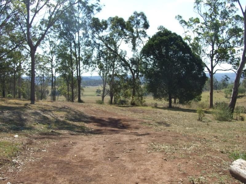 L181 New England Highway, Geham QLD 4352