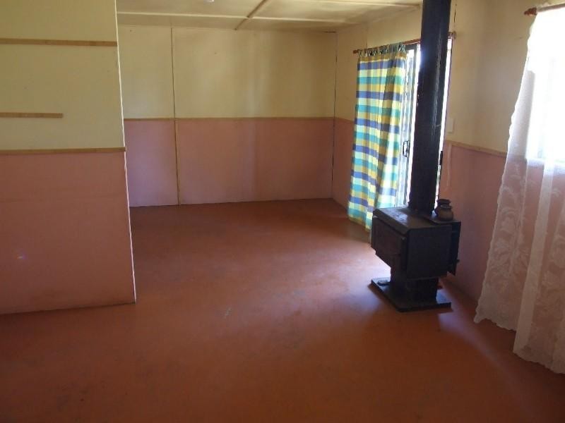 L181 New England Highway, Geham QLD 4352