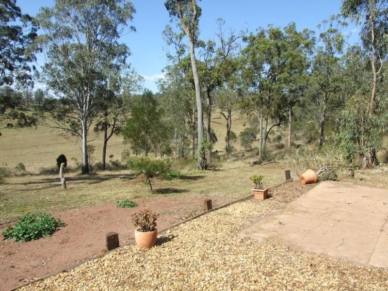 L181 New England Highway, Geham QLD 4352