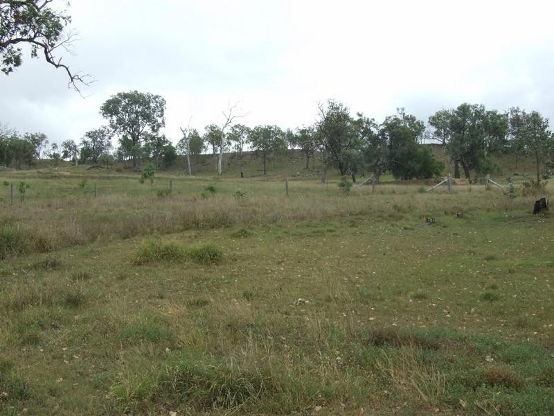 L384 Emu Creek Road, Crows Nest QLD 4355