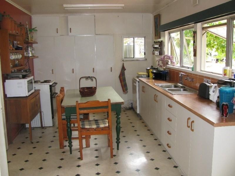 23 Thallon Street, Crows Nest QLD 4355