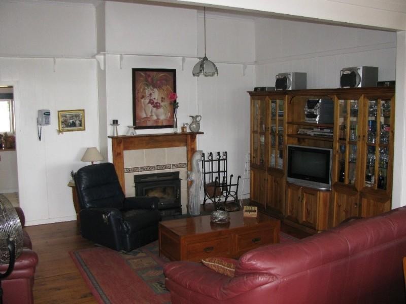 23 Thallon Street, Crows Nest QLD 4355