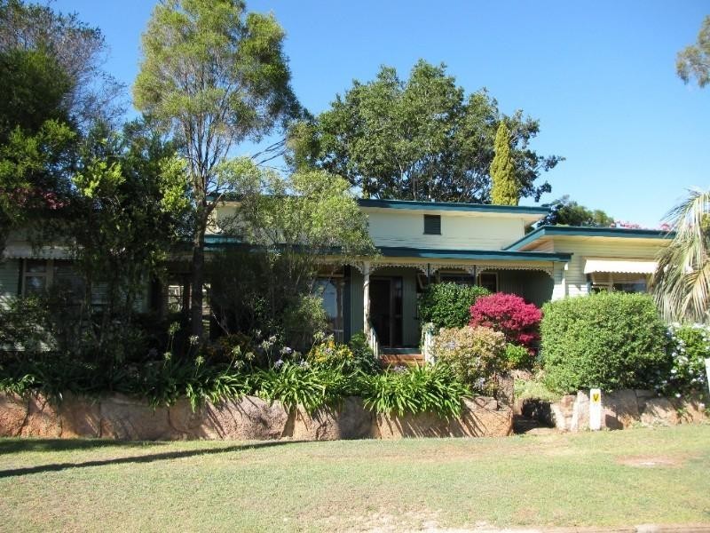 23 Thallon Street, Crows Nest QLD 4355