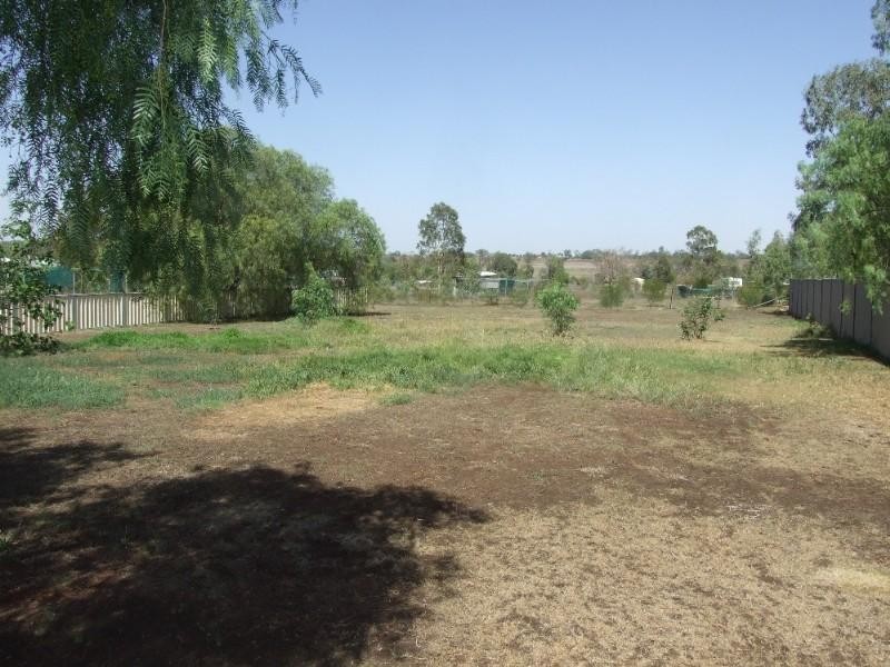 51 Mocatta Street, Goombungee QLD 4354