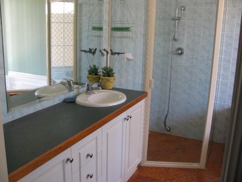 118 Wockner Road, Hampton QLD 4352