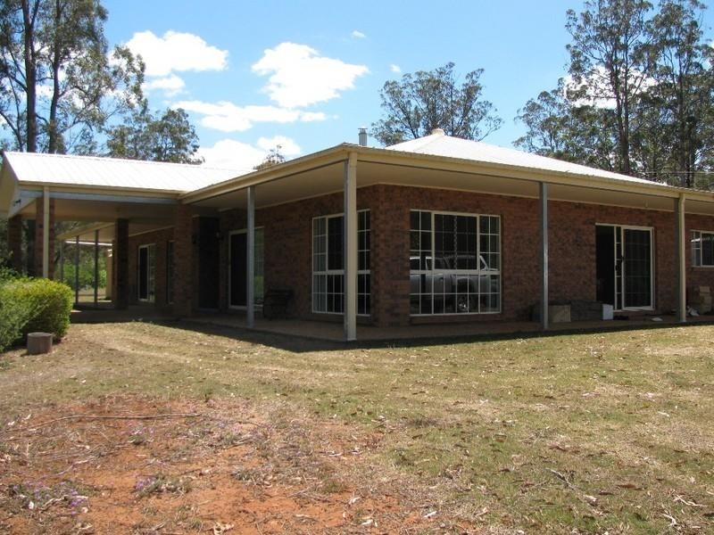 118 Wockner Road, Hampton QLD 4352
