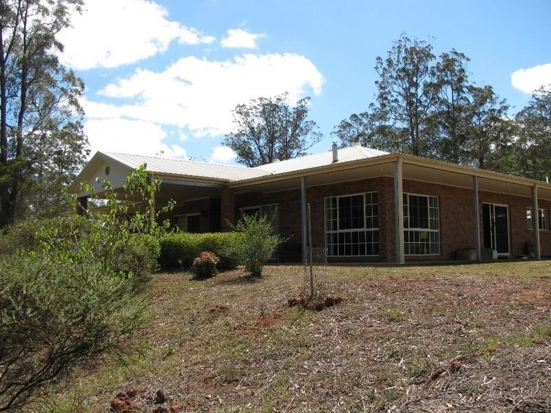 118 Wockner Road, Hampton QLD 4352