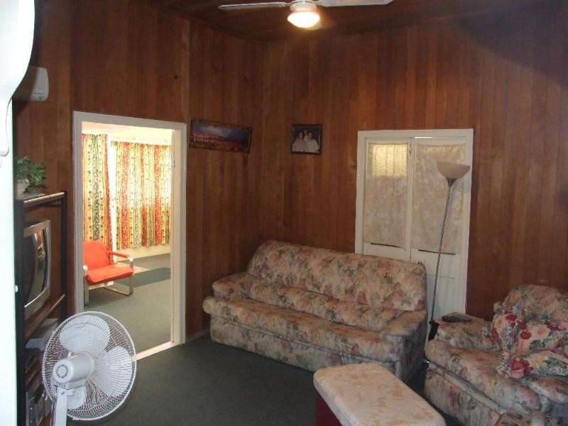 14 Munro Street, Cooyar QLD 4402