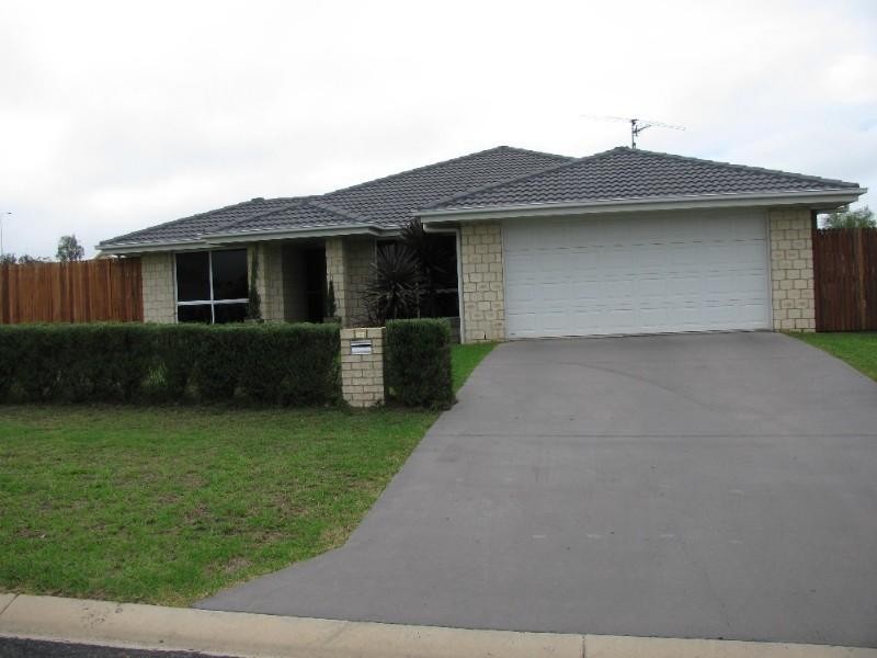 13 Vicky Avenue, Crows Nest QLD 4355