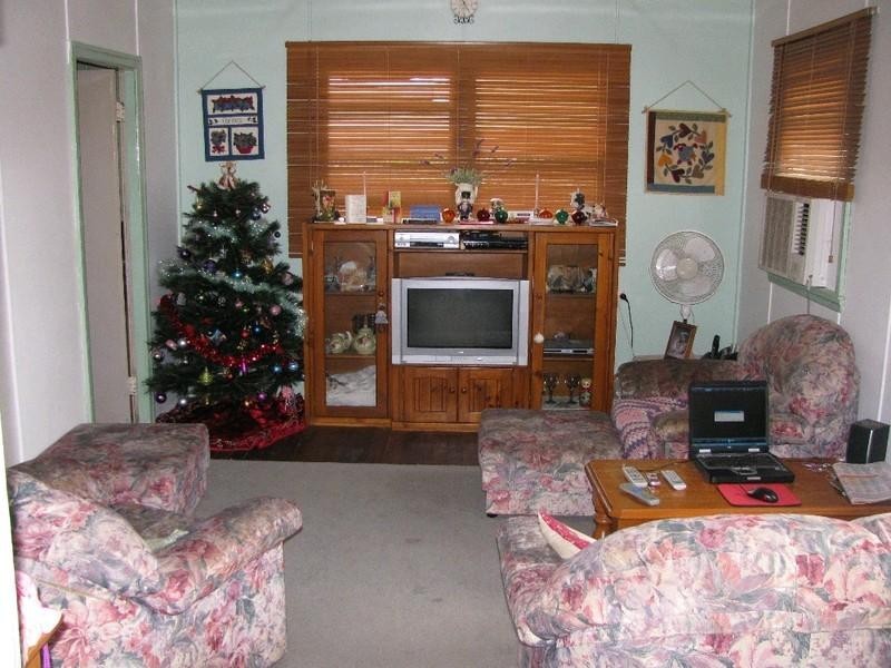 13 Short Street, Crows Nest QLD 4355