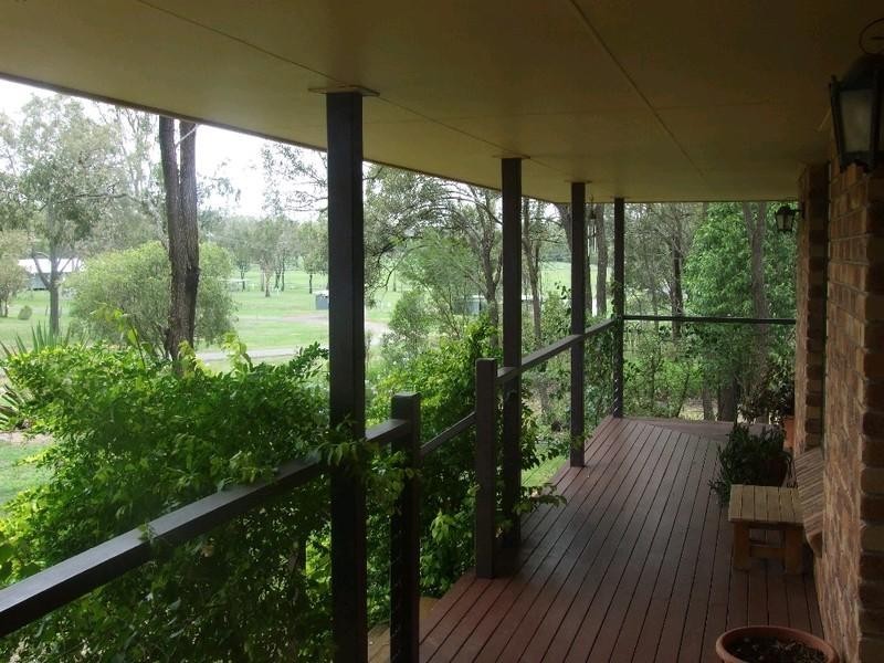 4 Edward Street, Goombungee QLD 4354