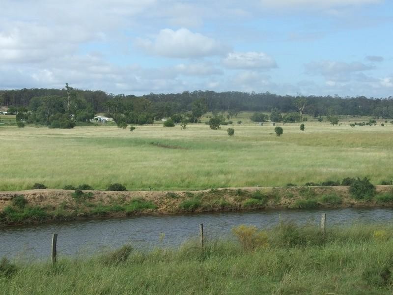 109 Lebsanft Road, Goombungee QLD 4354