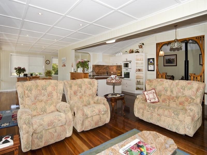 109 Lebsanft Road, Goombungee QLD 4354