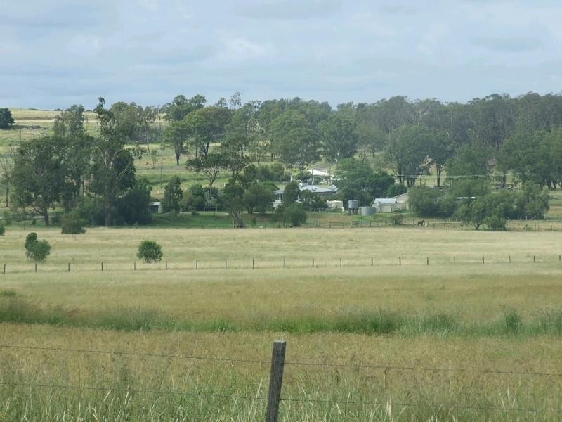 109 Lebsanft Road, Toowoomba QLD 4350