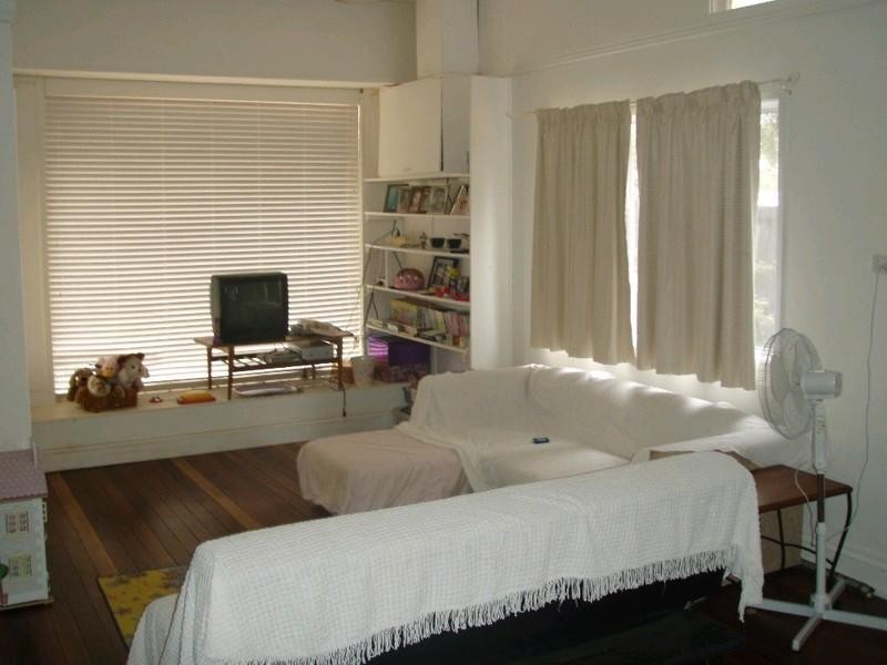 72-74 Mocatta Street, Goombungee QLD 4354