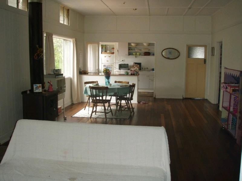 72-74 Mocatta Street, Goombungee QLD 4354