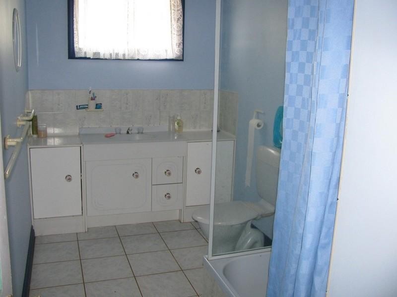 24 Harth Street, Goombungee QLD 4354