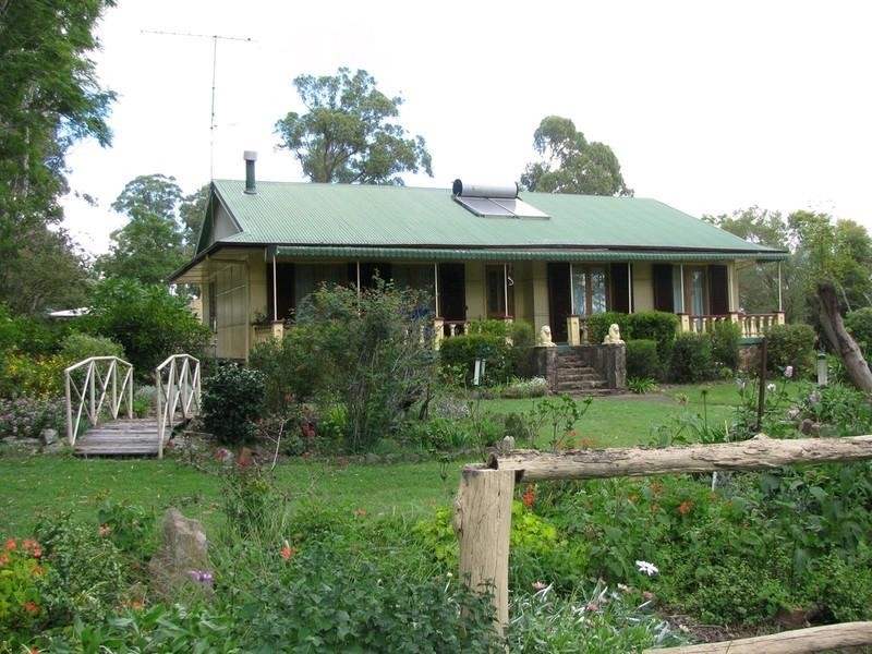 5 South Street, Crows Nest QLD 4355