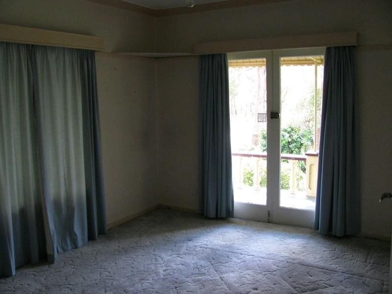 5 South Street, Crows Nest QLD 4355