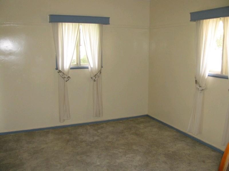 5 South Street, Crows Nest QLD 4355