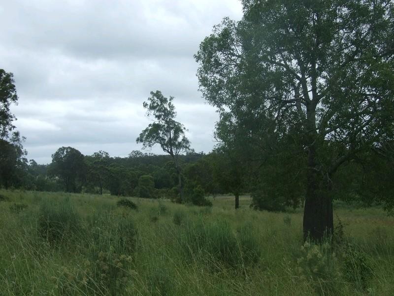 5758 New England Highway, Crows Nest QLD 4355