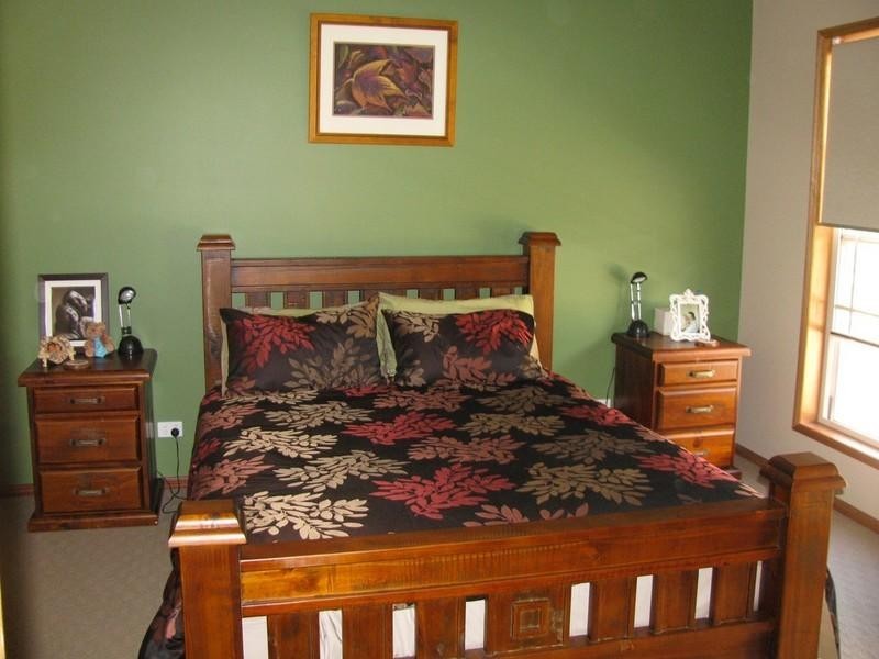 9 Barkers Lane, Crows Nest QLD 4355