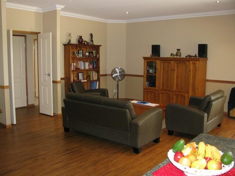 9 Barkers Lane, Crows Nest QLD 4355